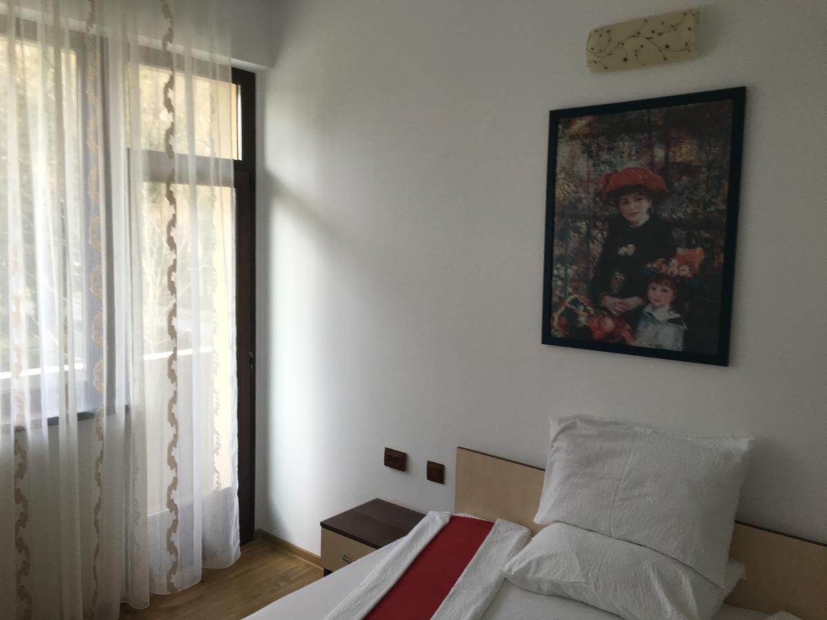Paradox Oituz Hotel 3*