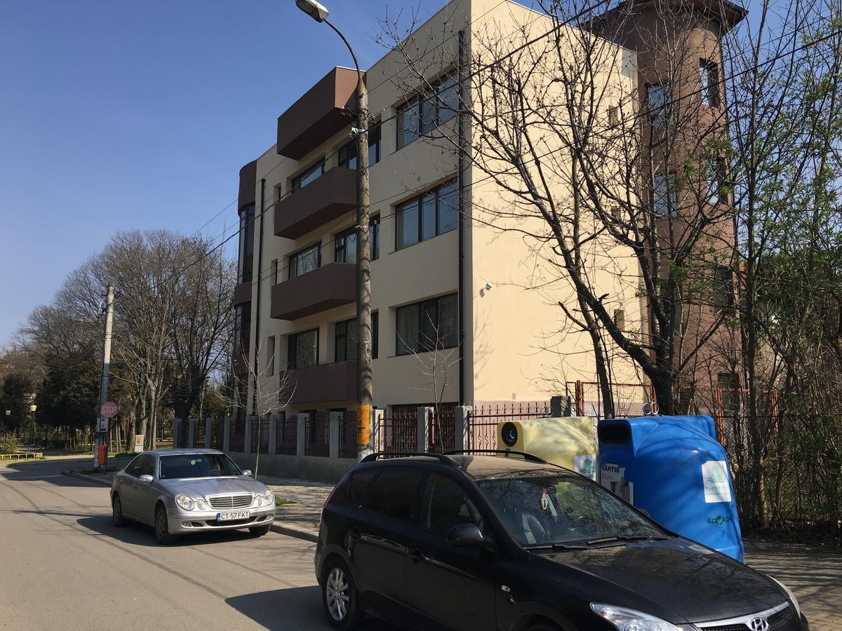 Paradox Oituz Hotel